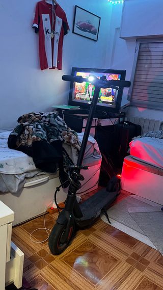 Patinete Eléctrico Negro