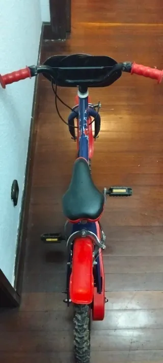 Bici Spiderman niño buenas condiciones