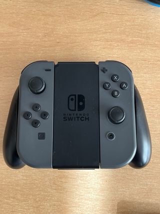 Nintendo Switch con muy poco uso