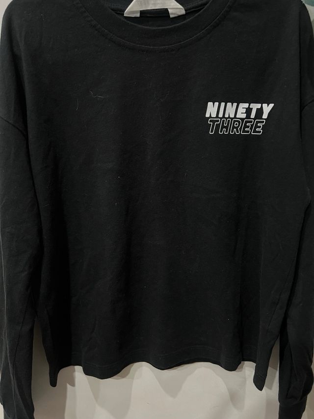 Camiseta negra para niña