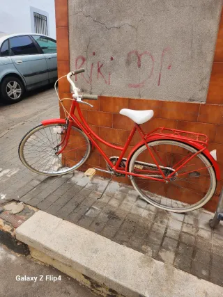 Bicicleta Clásica Roja