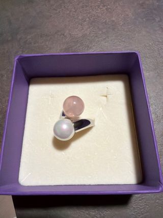 Anillo Plateado Perla y cuarzo  Rosa.