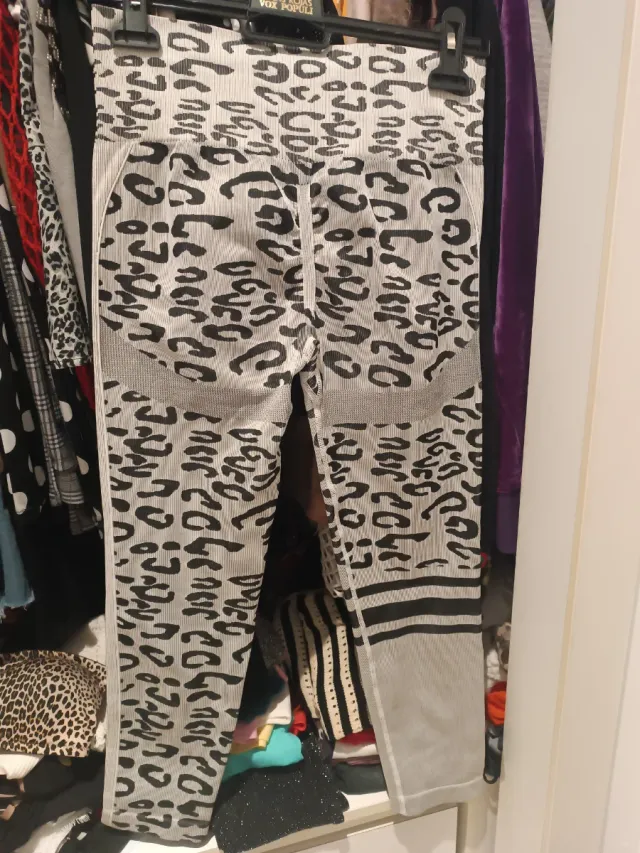 Mayas leopardo beige y negro