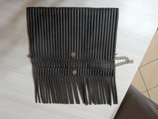 Pochette donna nera con catena argento
