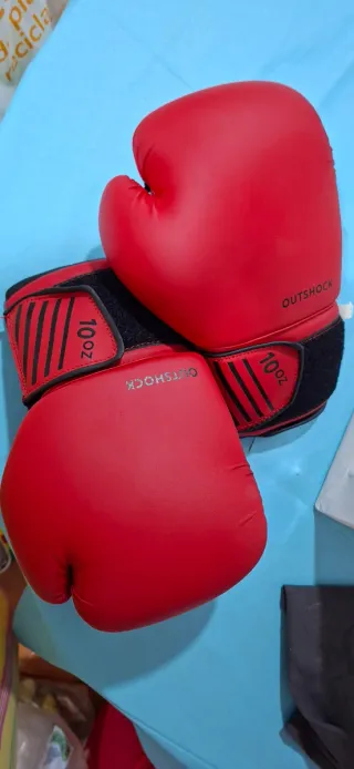 Guantes de Boxeo Outshock 10 oz Rojos
