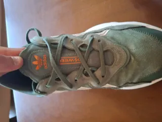 Adidas Ozweego Verde y Blanco