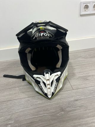Casco Airoh