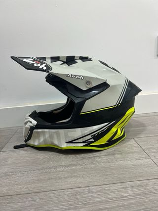 Casco Airoh
