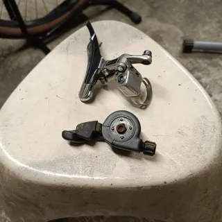 Desviador y Pulsadores Shimano Deore DX