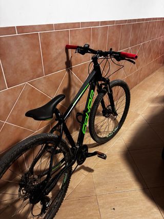 Bicicleta Conor 7200 Negra y Verde