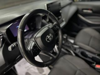 Toyota Corolla 1.8 125H ACTIVE TECH E-CVT