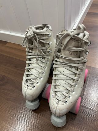 Patines de patinaje artístico