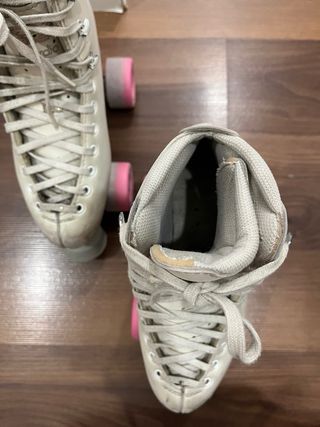 Patines de patinaje artístico