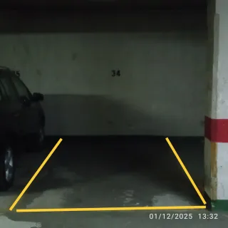 Alquiler plaza de garaje. Barrio La Rubia, Vallado