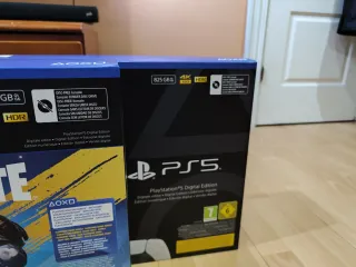 3x PS5 Digital Slim 825GB