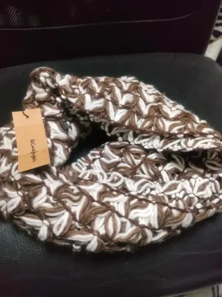 Cuello tejido mujer marrón y blanco