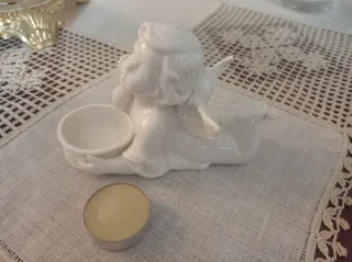 Angelo disteso con candela Andrea Fonteasso