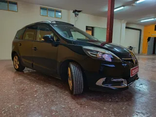 Renault Grand Scenic 2014