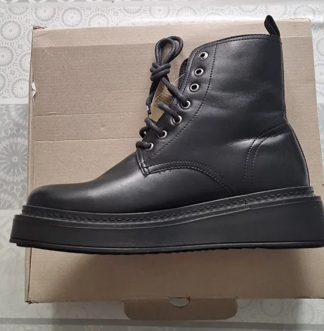 Botines Levi's Harlow mujer