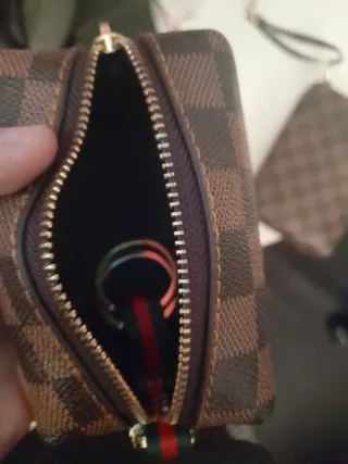 Riñonera y monedero a cuadros