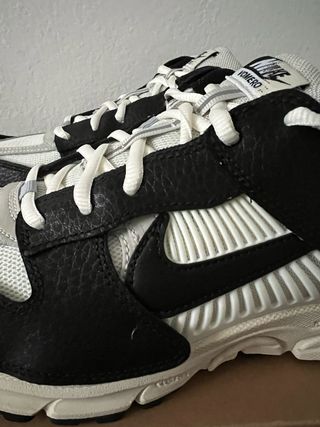 Nike Zoom Vomero 5 Premium