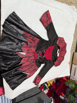 Abbigliamento usato per bambini di diverse età