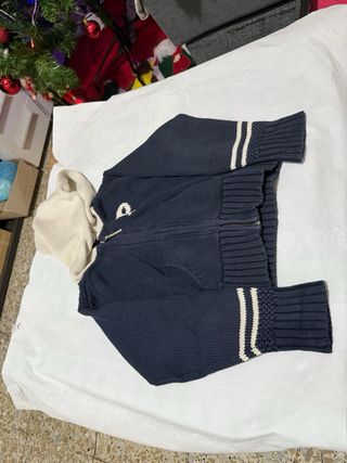 Abbigliamento usato per bambini di diverse età