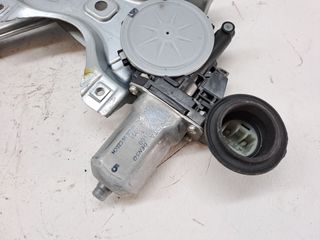 ELEVALUNAS DELANTERO DERECHO TOYOTA YARIS (4)