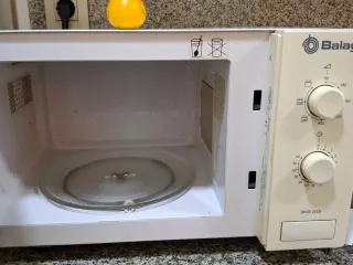 Horno Microondas Balay Blanco