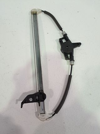 ELEVALUNAS TRASERO IZQUIERDO MAZDA 3 LIM. ()