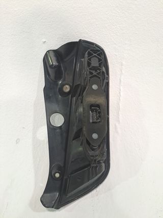 PILOTO TRASERO IZQUIERDO LANCIA YPSILON (101)