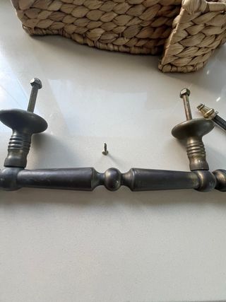 Manillares de puerta de latón