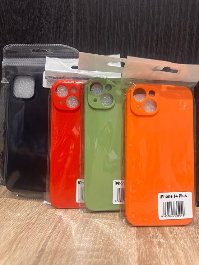 Fundas iPhone 14 Plus silicona premium