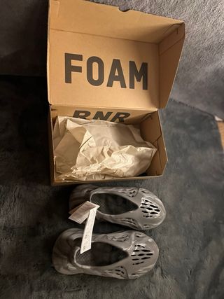 Yeezy Foam Runner Gris Multicolor