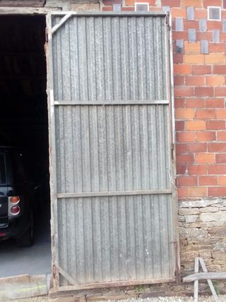 Puerta de garaje de chapa
