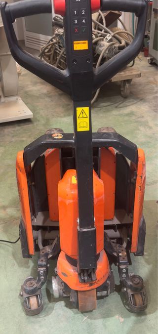 Transpaleta Eléctrica 2022