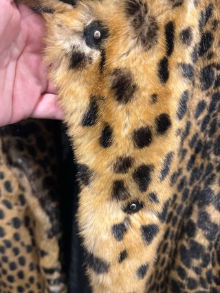 Chaqueta pelo estampado leopardo Zara