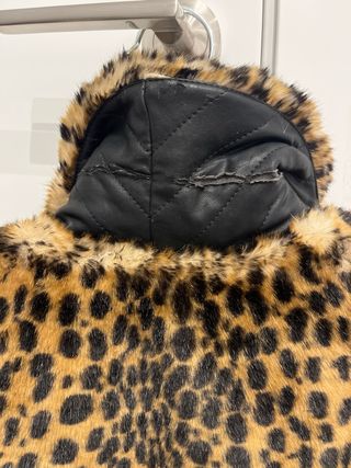 Chaqueta pelo estampado leopardo Zara