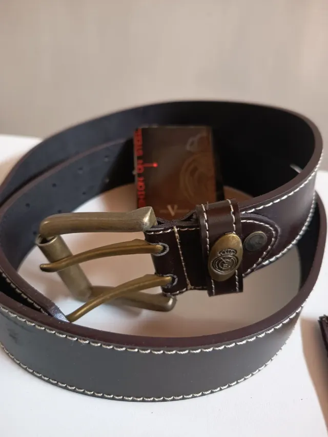 Pack Real Madrid: Cinturón, Cartera y Colgante