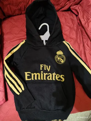 Chándal de invierno Real Madrid de Niño talla 10