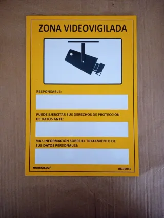 Cartel Zona Videovigilada Normaluz