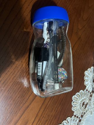 Barattolo sorpresa 12 oggetti