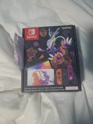 Nintendo Switch OLED Edizione Pokémon Scarlet & Violet