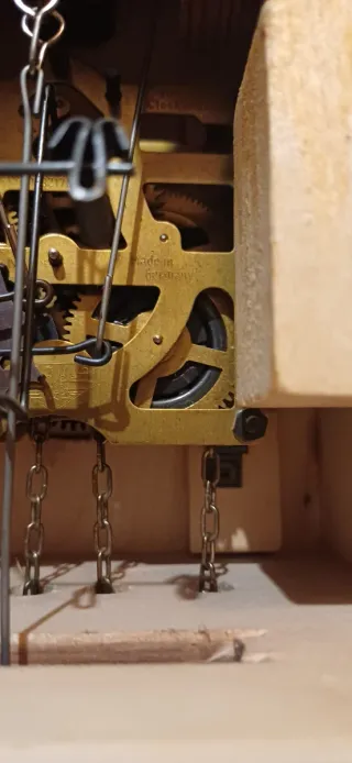 Orologio a cucù tedesco in legno