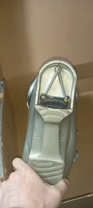 Esquís Dynastar Exclusive 8 con Bastones