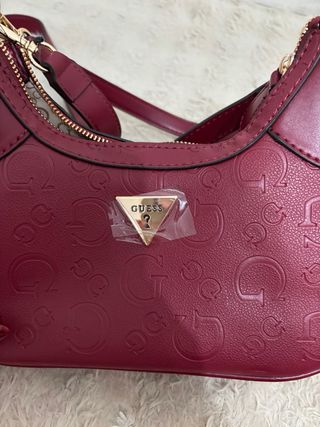 Bolso Guess Rojo