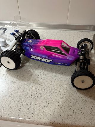 XRAY XB2 1/10 Buggy Eléctrico Off-Road