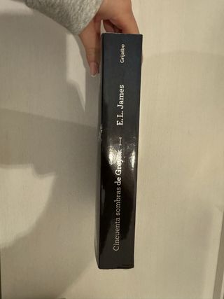 CINCUENTA SOMBRAS DE GREY