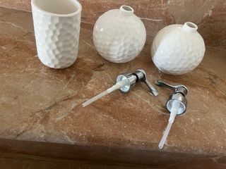 Set 2 portasapone e 1 portaspazzolino