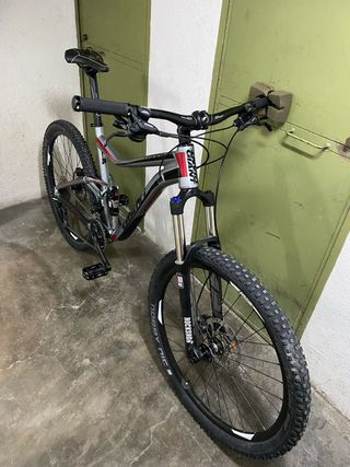 Bicicleta Giant Trance 27.5 3